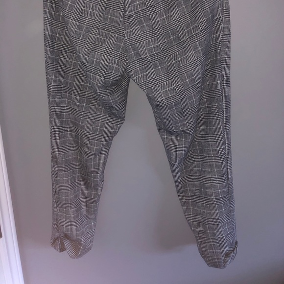 Plaid rolled pants! - Picture 2 of 2